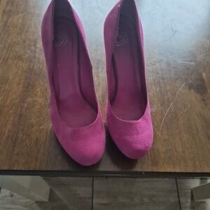 Dorothy Perkins Fuchsia Suede Pumps